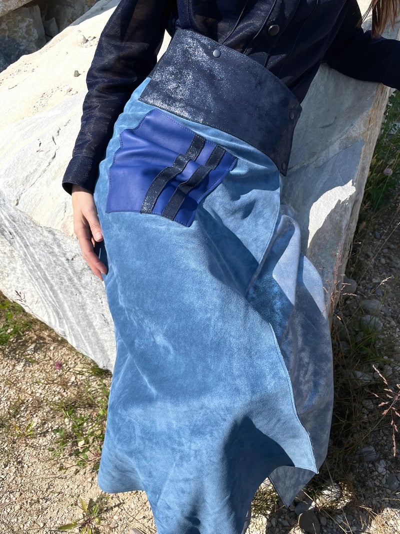 Waves Midi Skirt